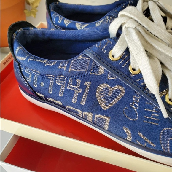 🔥🔥🔥 COACH SHOES 🔥🔥🔥 SIZE 9B, monogram fabric. Blue, sole monogram. - Picture 5 of 7